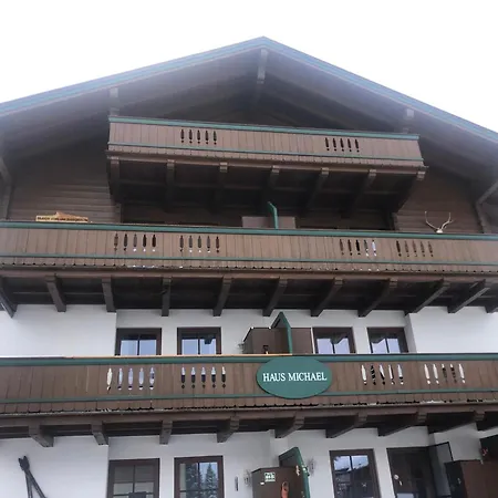 In Out! Gemuetliche Dachgeschosswohnung Апартаменты Кёнигслайтен